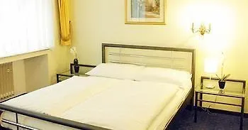 Windsor 3*