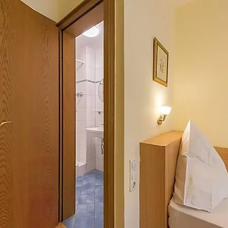 Windsor 3* Köln