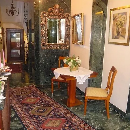 Windsor מלון קלן