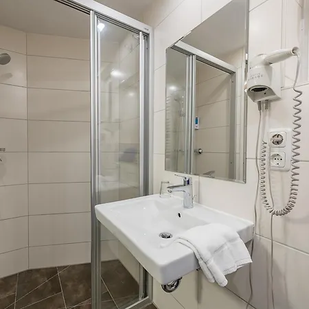 Windsor 3* Cologne