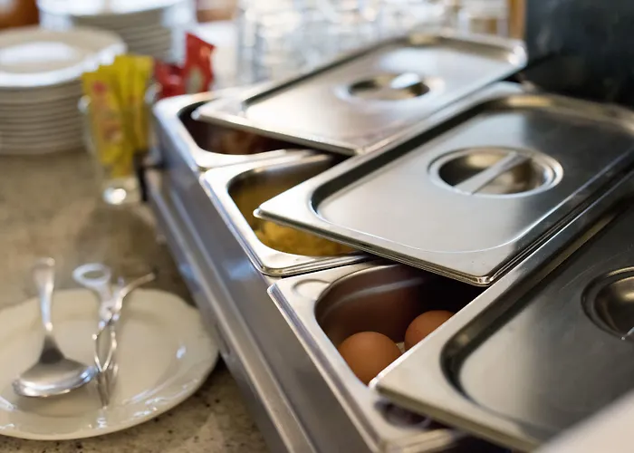 ウインザー ホテル 3*